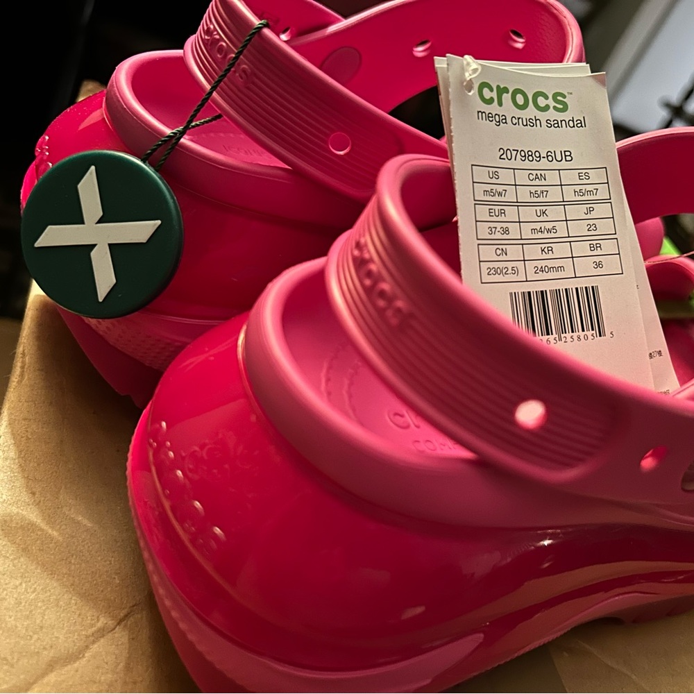 Croc Mega Crush Sandals - Size 7 in Woman’s. Color - Juice.
